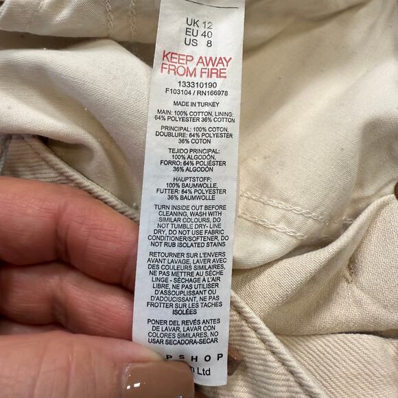 Women's Top Shop Cream Pleated Denim Cut-Off Shorts Size 8‎ NEW - Picture 4 of 6